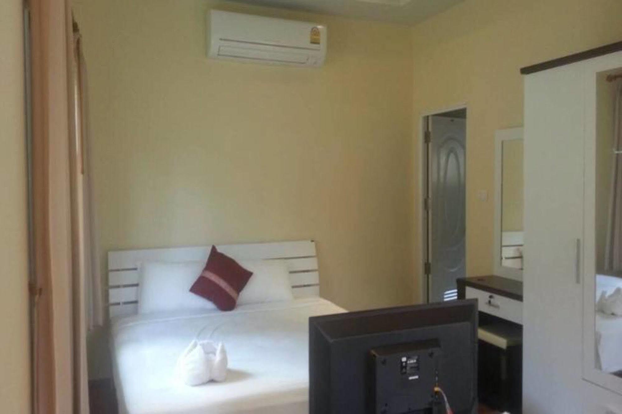 Khanom Garden Suite Exterior photo